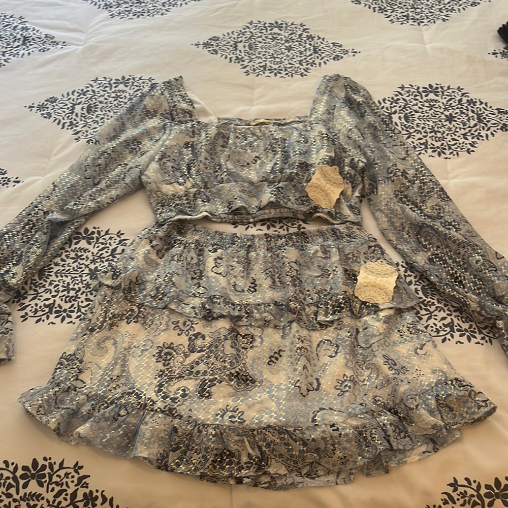 Alter’d State large matching blue and gold set with tags